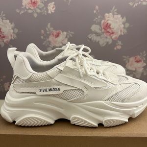 Steve Madden Possession Sneakers